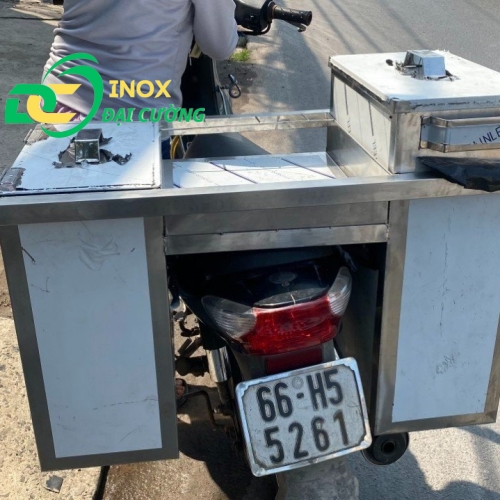 quầy súp bán dạo 