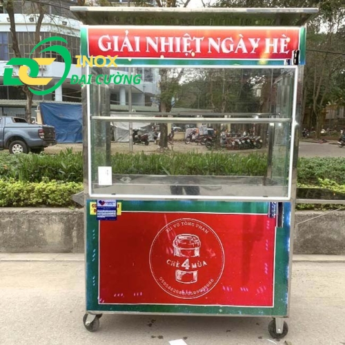 Xe bán chè giải nhiệt ngày hè