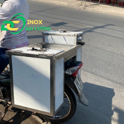 quầy súp bán dạo 