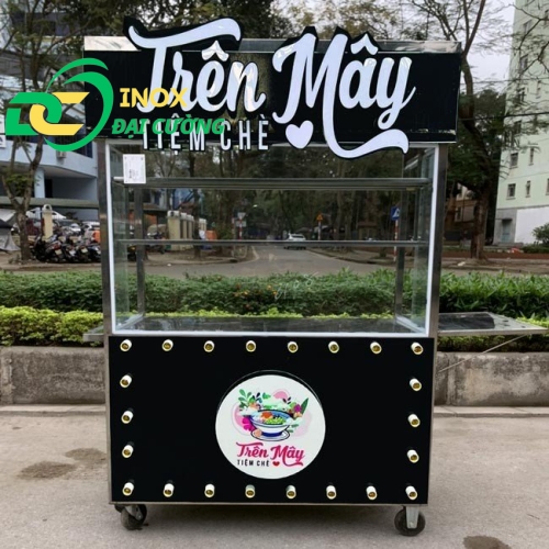 Xe chè trên mây