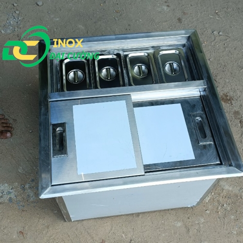 THÙNG KÈM 4 KHAY TOPING 50x50x40