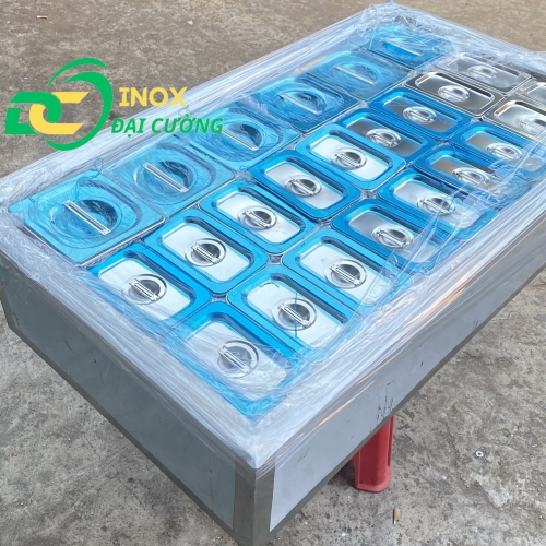 THÙNG ĐÁ  GIỮ LẠNH  KÈM 24 KHAY TOPING  105X585X240