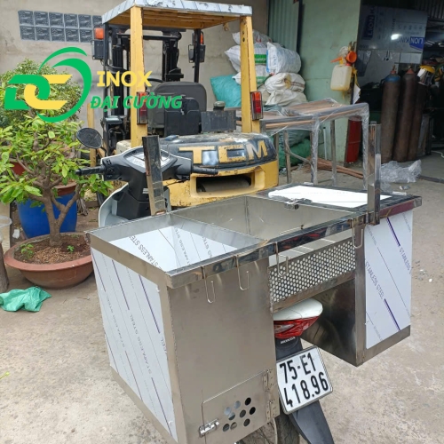 QUẦY BÁN SÚP TREO XE GẮN MÁY-QBS001